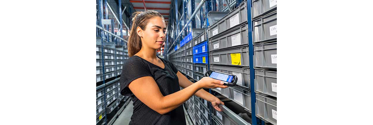 Lay AIRBUS Webseite Fliesstext Bild Kaufmaennische Ausbildung 620x430px 2020 05 DN
