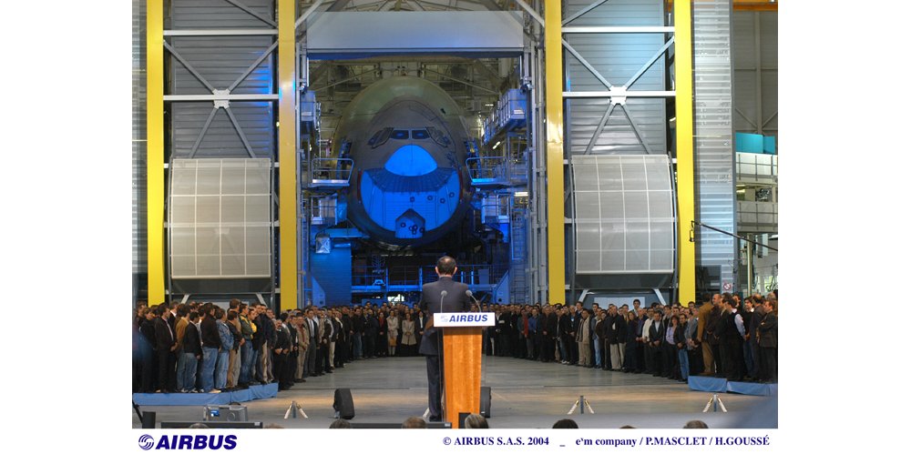 Airbus’ A380 final assembly line was officially opened with a 2004 ceremony involving French Prime Minister Jean-Pierre Raffarin. 