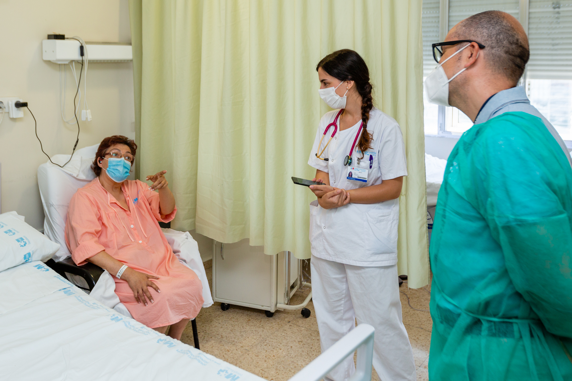 Medical personnel meet with a patient utilising Airbus’ Smart Flying Hospital health monitoring system.