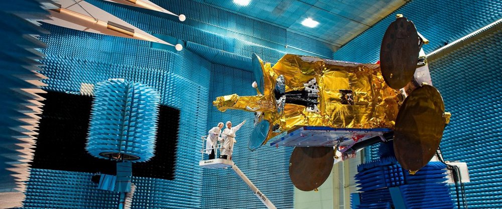Web.space.telecommunications.3