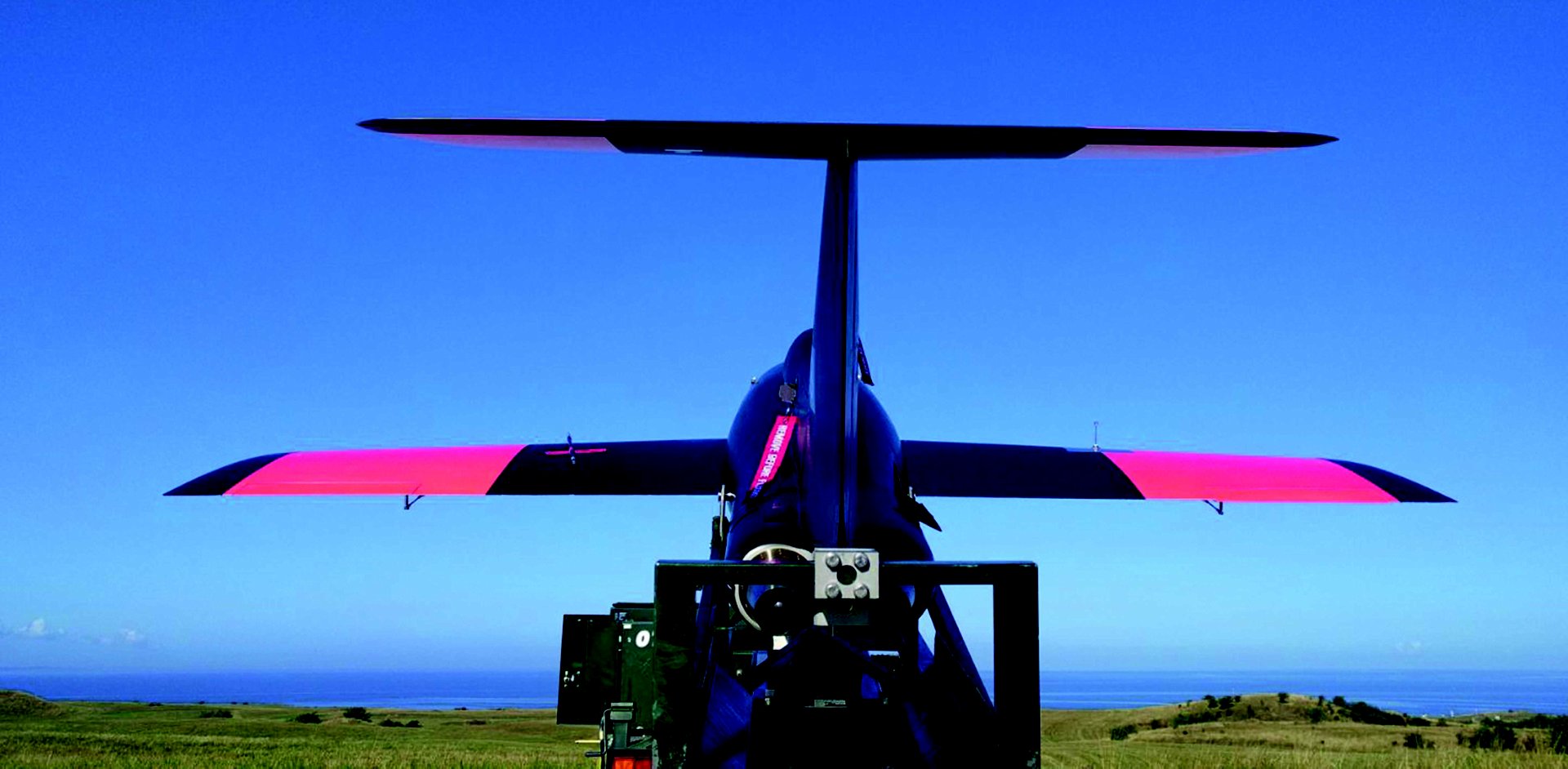 Manned-unmanned teaming (MUT) 