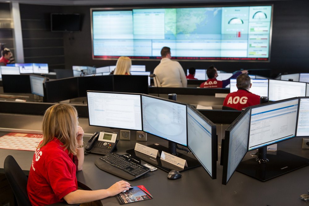 A view inside Airbus’ AOG department, which is customers’ around-the-clock point of entry for aircraft-on-ground situations. 