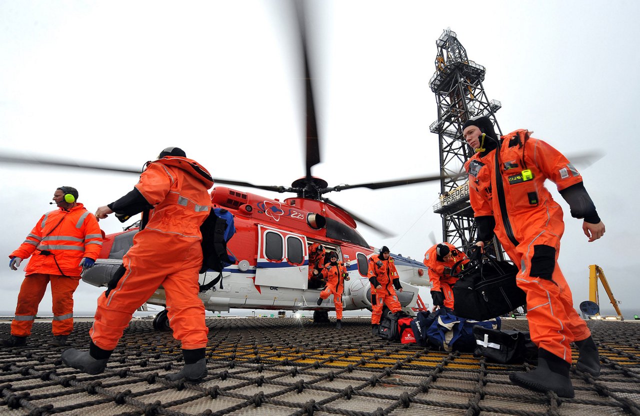 Super Puma on  a plateform, in the North Sea, next to Bergen, Norway, on September 27, 2008. 