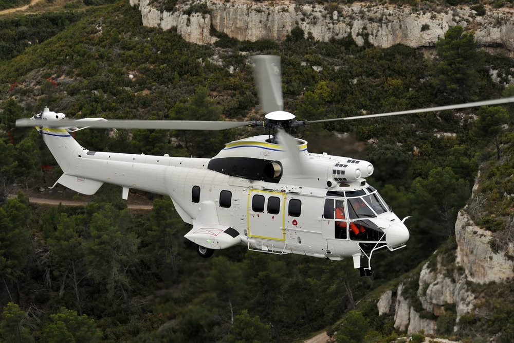 H215 Commercial Air Transport CDPH 4053 038