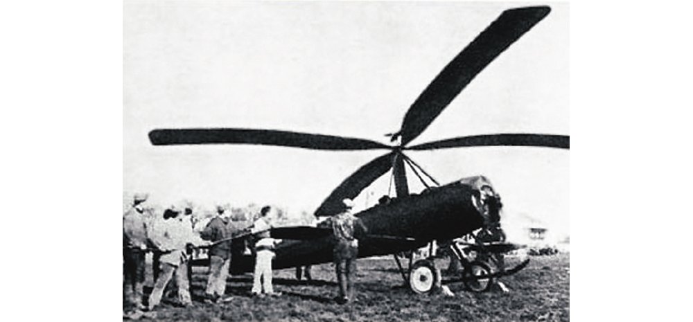 A photo of the Jorge Loring company’s first-produced autogyro aircraft in 1923.  