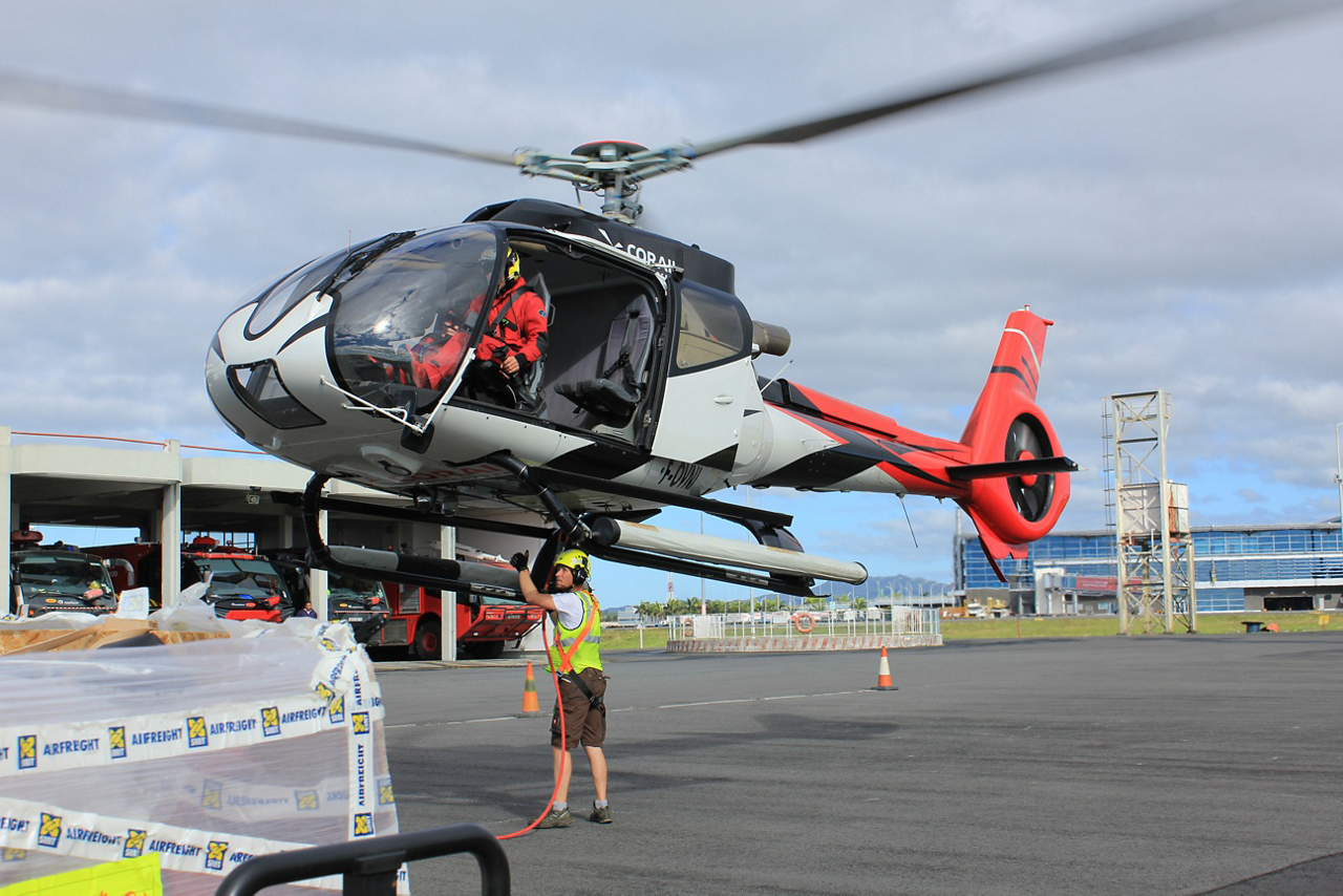 In the first days after the accident, the H130 transported equipment – pumps and generators – to the wrecked ship, the heaviest of which weight almost 1.2 tonnes.