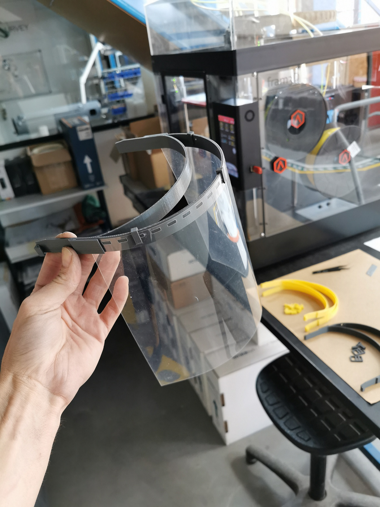 Survey copter is participating in the 3D production of protective medical equipment