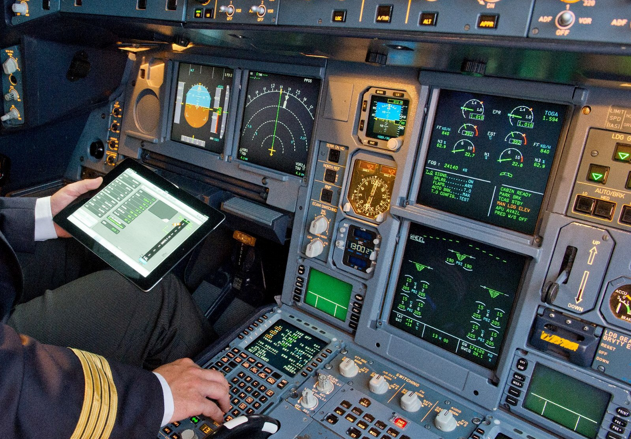 ‘Electronic Flight Bags’ (EFBs) Credits: Airbus