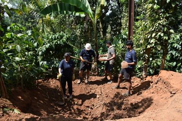 Airbus Employees Installing Biogas Plants