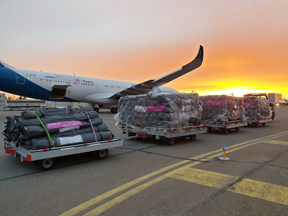 救援物资由一架空客A330-900测试飞机运送到阿富汗。乐动体育app靠谱吗