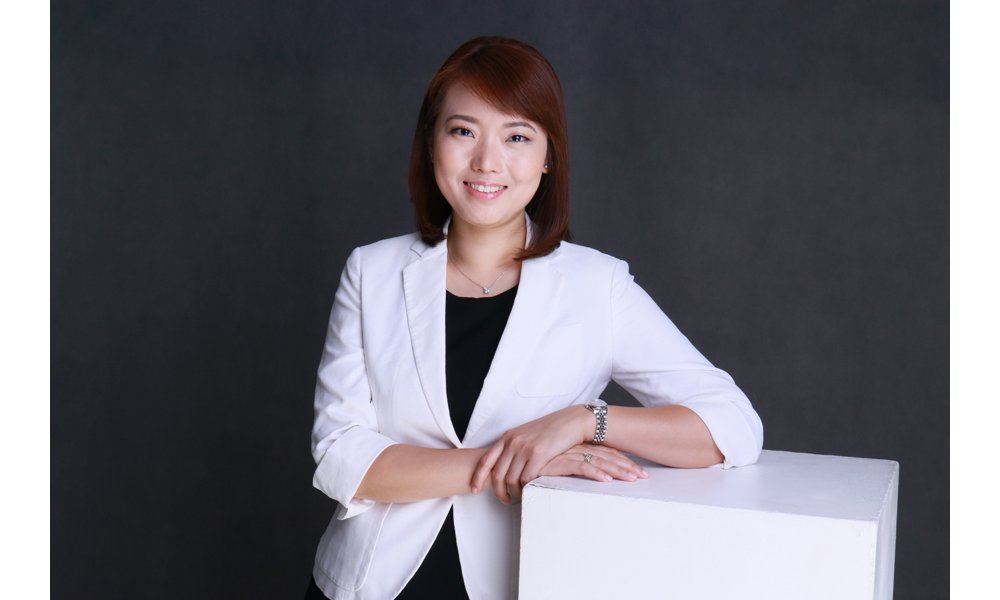 When Heng Miao Ling first graduated with a Bachelor in Mechanical Engineering, she would not have imagined spending the next 16 years in the aviation industry. 