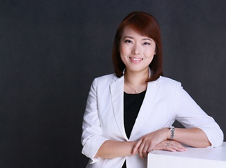 When Heng Miao Ling first graduated with a Bachelor in Mechanical Engineering, she would not have imagined spending the next 16 years in the aviation industry. 