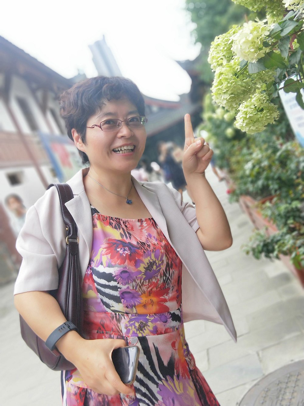 Rong Yang started her career as the No.4 local employee in Beijing Spot Image (BSI), a joint venture of Airbus on earth observation imagery services in 2000. 