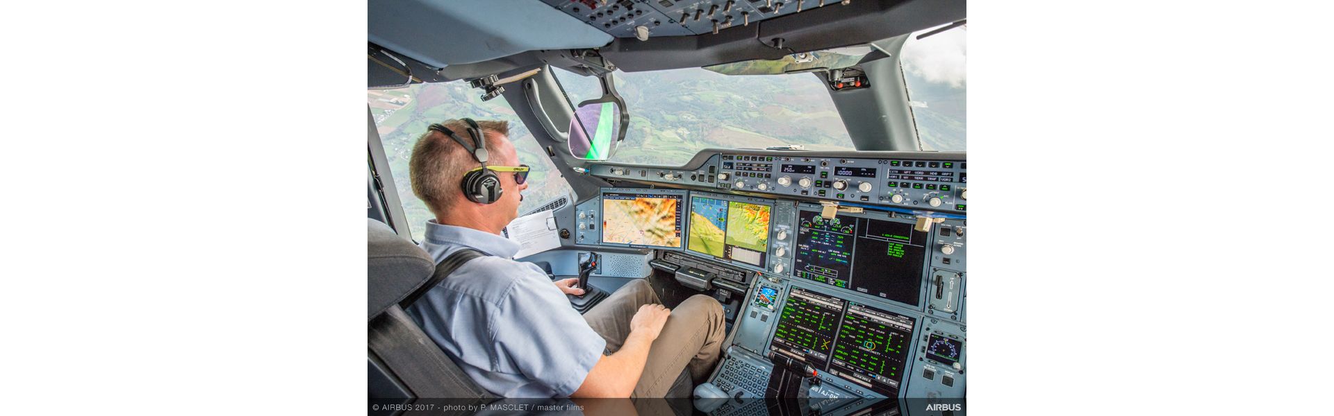 A350 Cockpit Displays