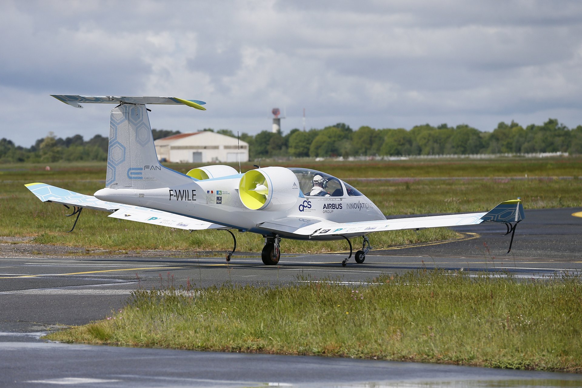 A side view of E-Fan 1.0, the first electric aircraft demonstrator developed in the Airbus portfolio.  