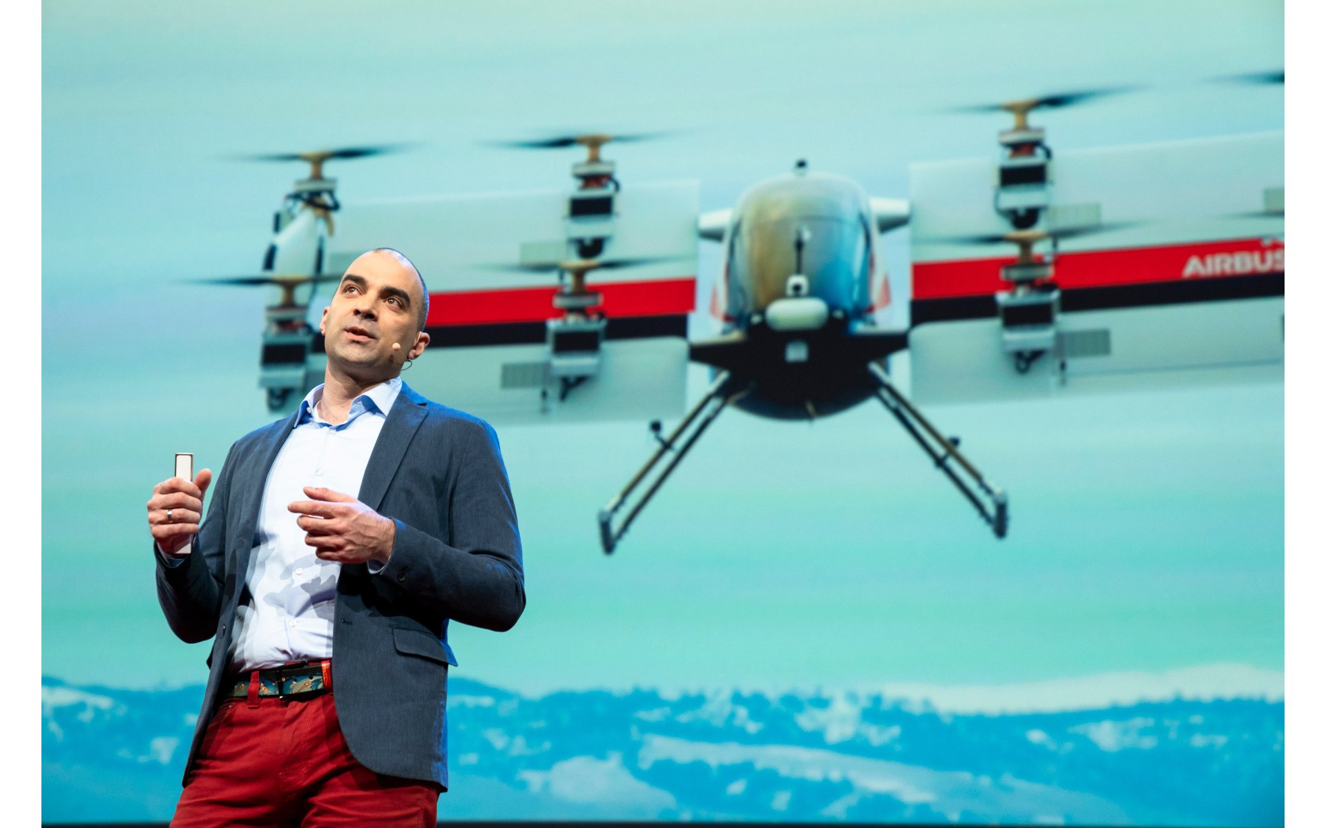 Rodin Lyasoff speaks at TED2018 - The Age of Amazement, April 10 - 14, 2018, Vancouver, BC, Canada. Photo: Bret Hartman / TED