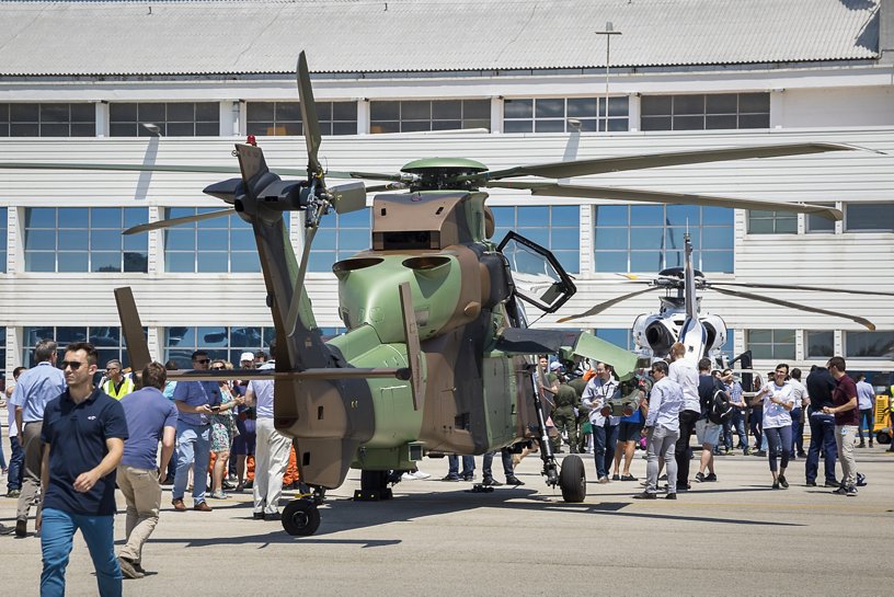 80 ans d'Airbus à Marignane, démo flight & expos statique.