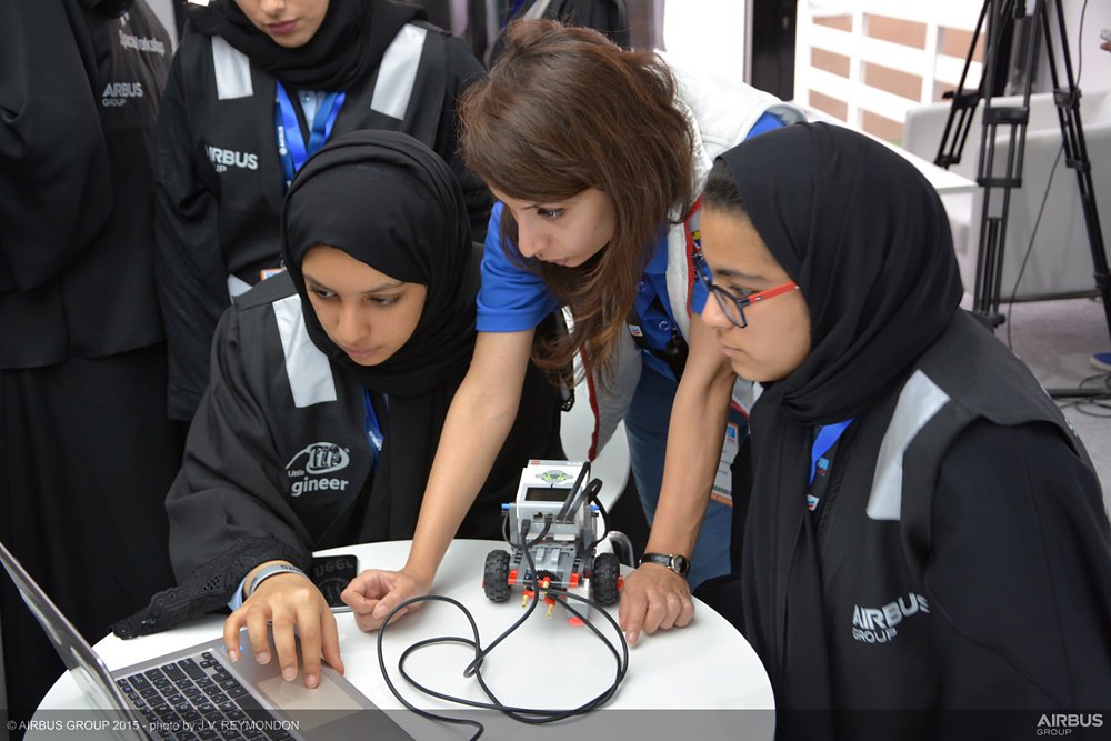 Two students learn about innovative technologies as part of the Airbus Little Engineer initiative. 
