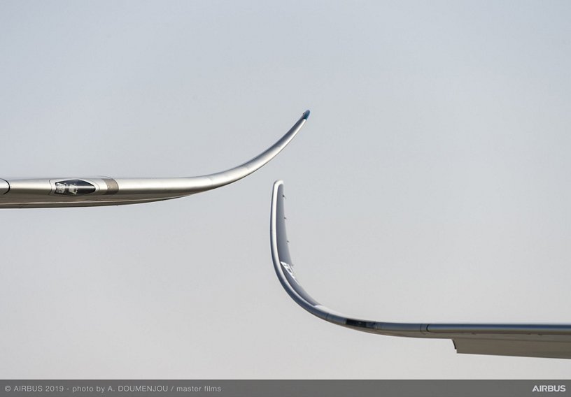 A330neo and A350-900 wings – Dubai Airshow 2019