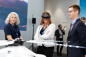 Racer virtual reality at Helitech International