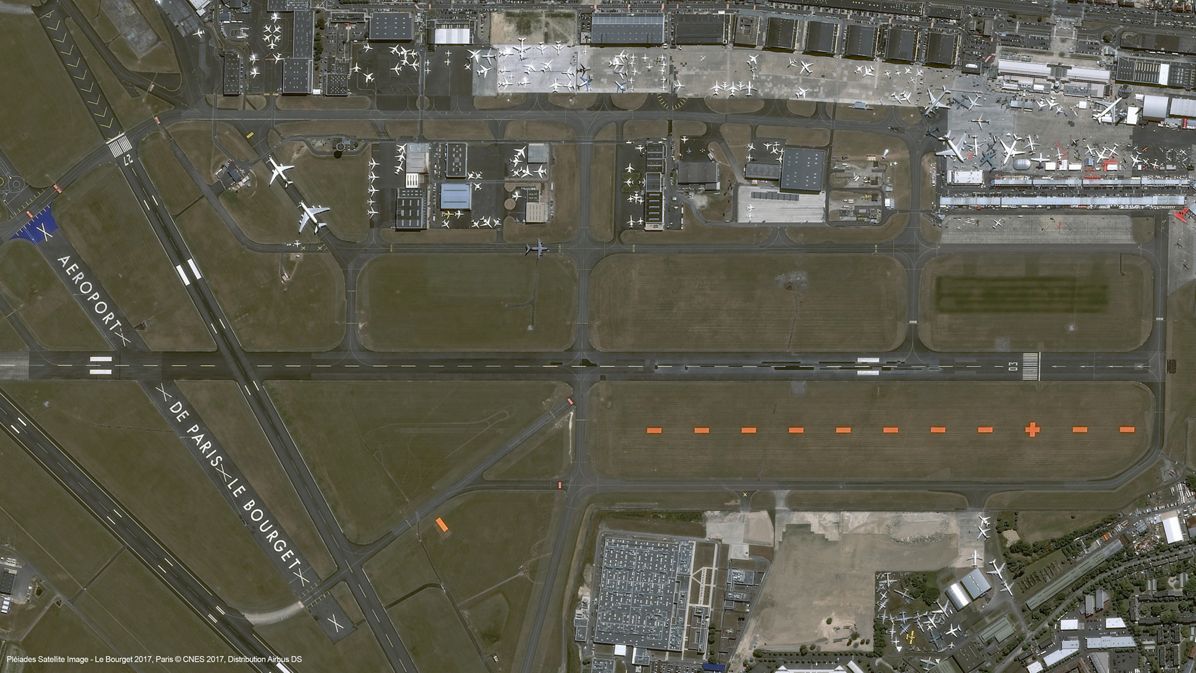 Airbus Pleiades satellite image of Paris Air Show