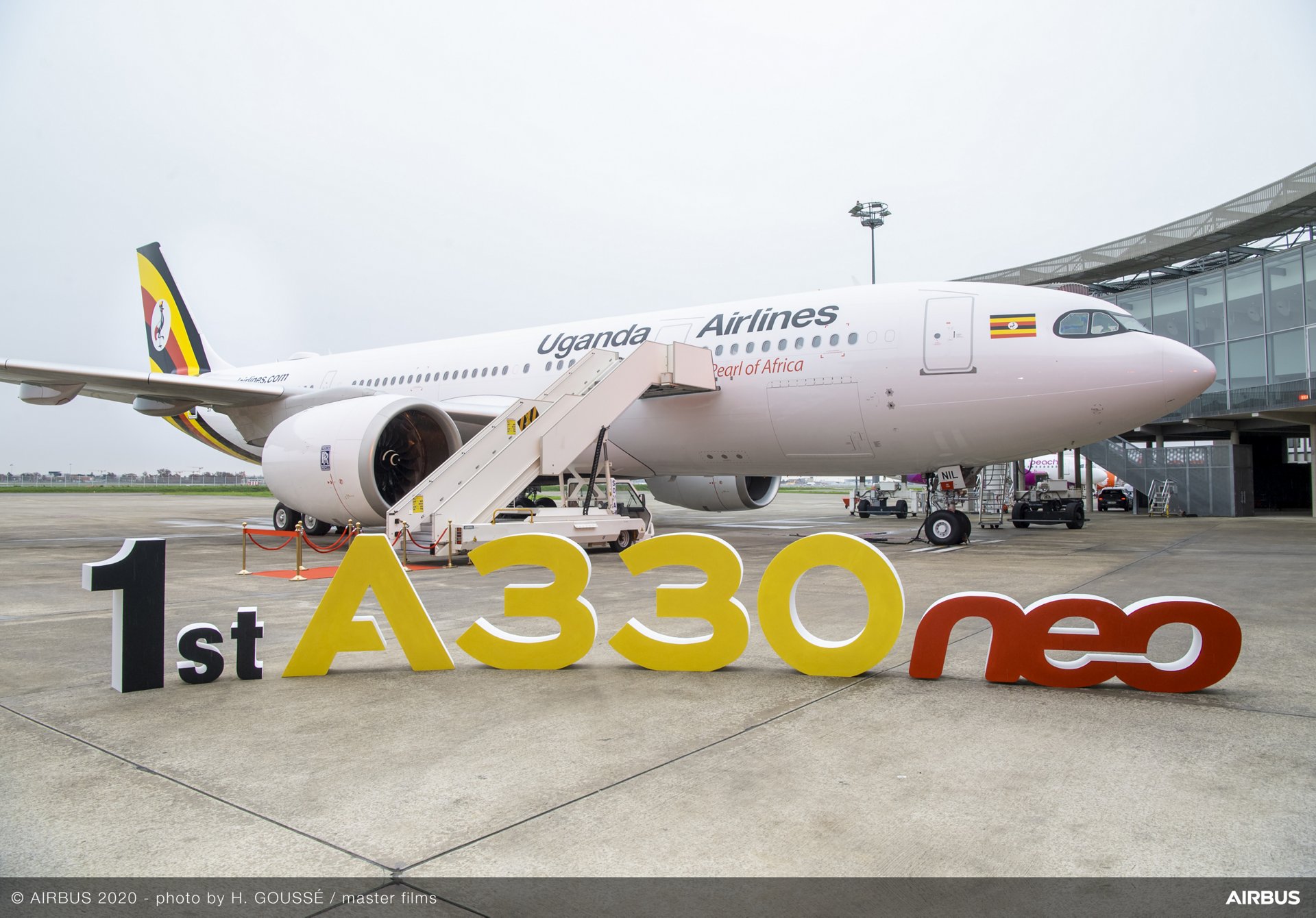 1st-A330neo-delivery-to-Uganda-Airlines-Ribbon-Cutting-001.jpg
