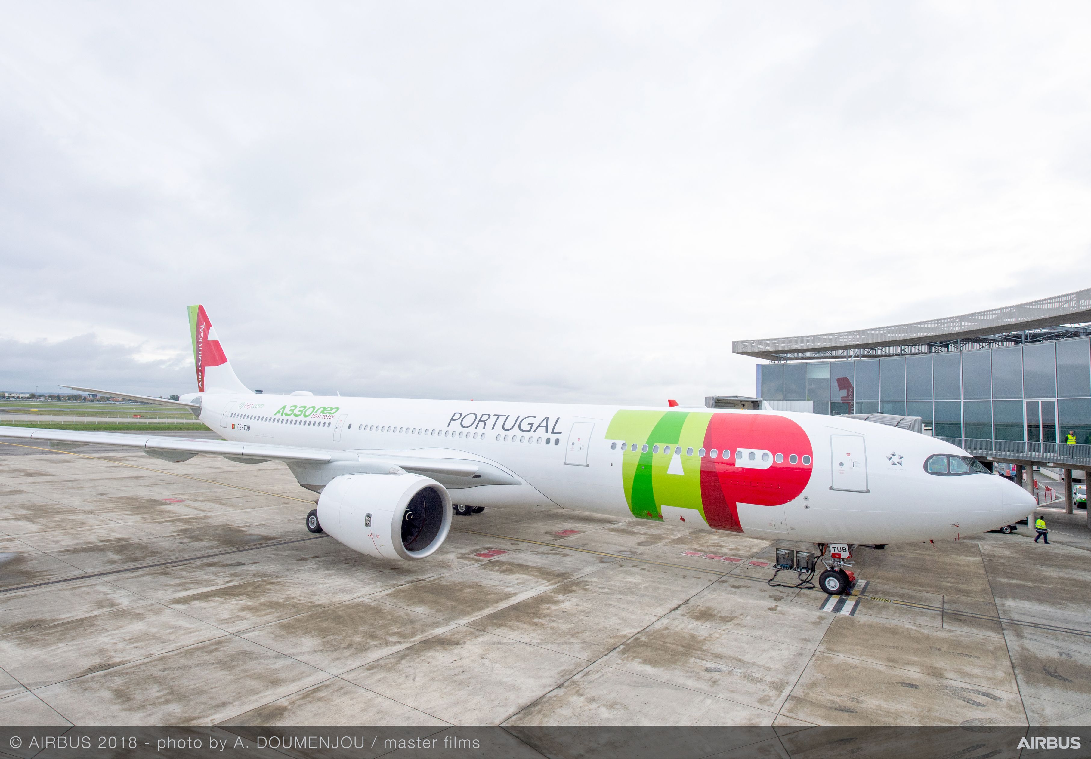 Airbus Delivers First A330 900 To Launch Operator Tap Air