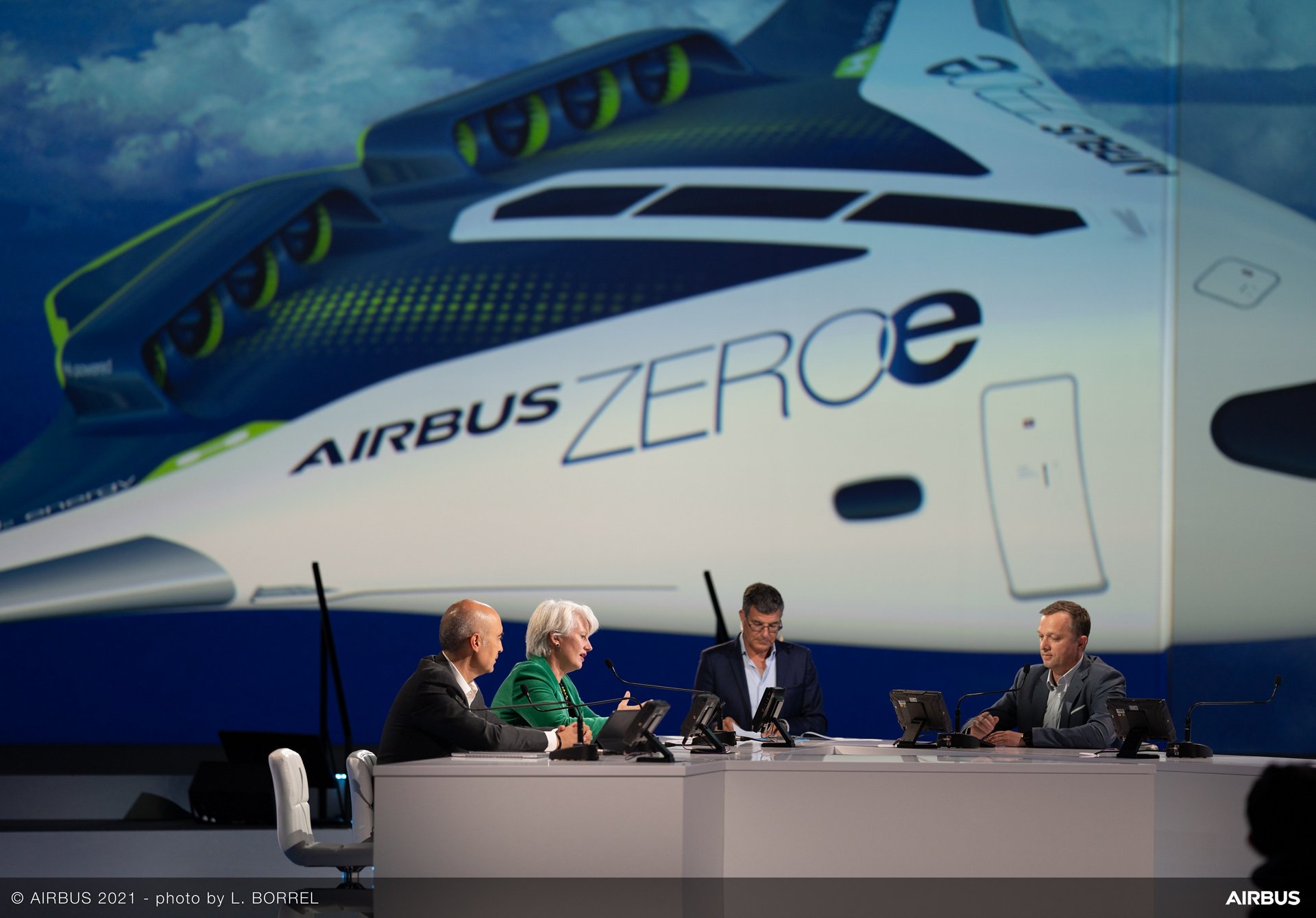 Airbus Summit 2021 Day 02 - The technology challenge