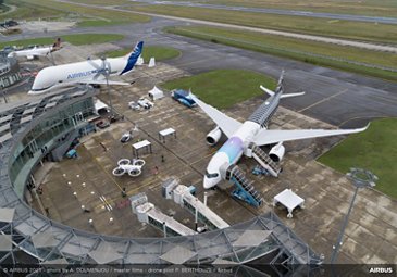Airbus Summit 2021 Day 01 - Static Display By Drone