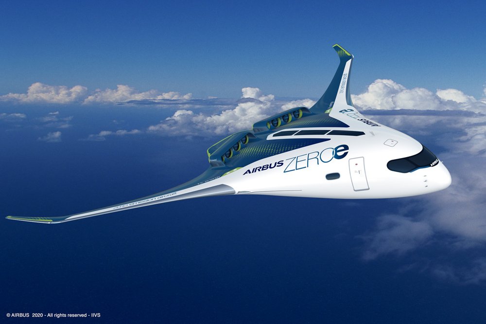 ZEROe es un concepto de avión de Airbus. En la configuración de carrocería de ala combinada, dos motores turbofan híbridos de hidrógeno proporcionan empuje. Los tanques de almacenamiento de hidrógeno líquido se almacenan debajo de las alas.