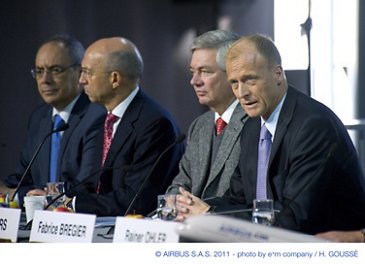 Annual press conf 2011 - 4
