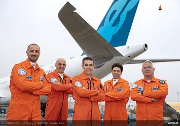 A330neo new MTOW first flight – Crew