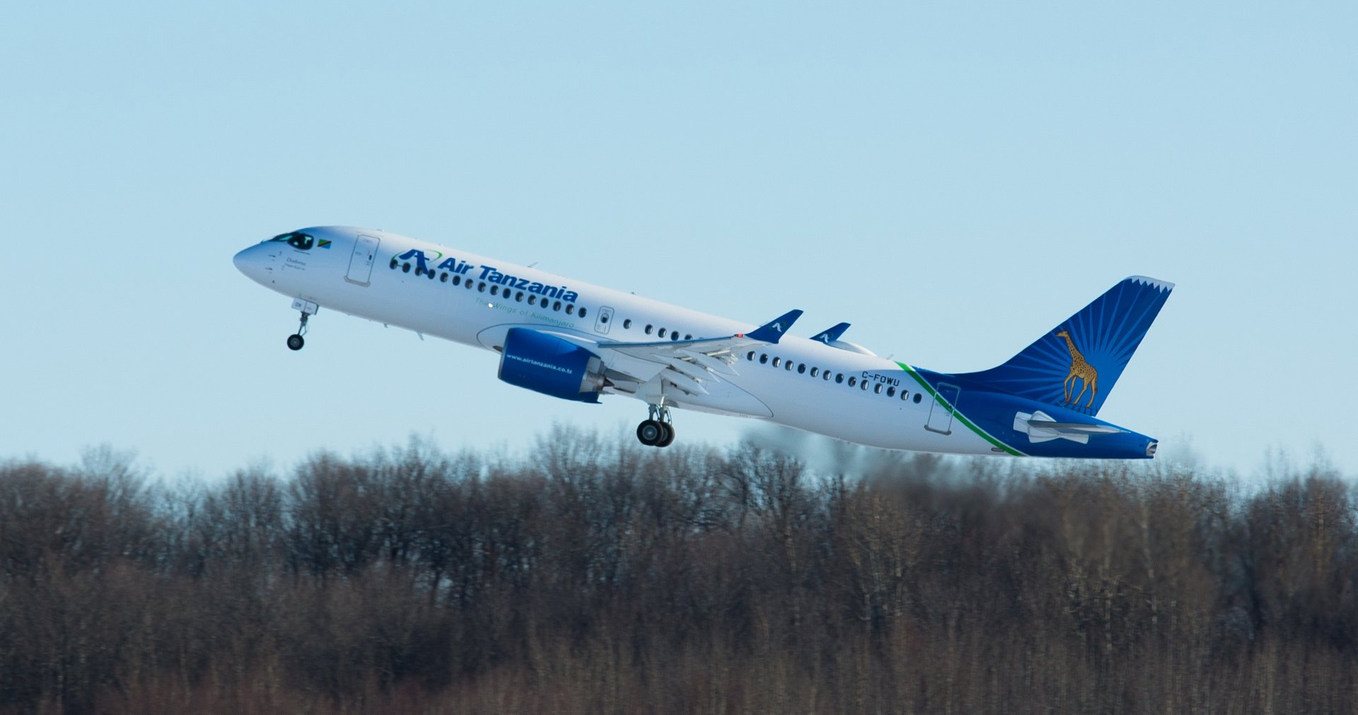 ÎÏοÏÎλεÏμα εικÏÎ½Î±Ï Î³Î¹Î± Air Tanzania becomes first African-based A220 operator