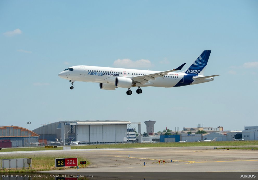 Airbus A220-300 new member of the airbus Single aisle Family - landing