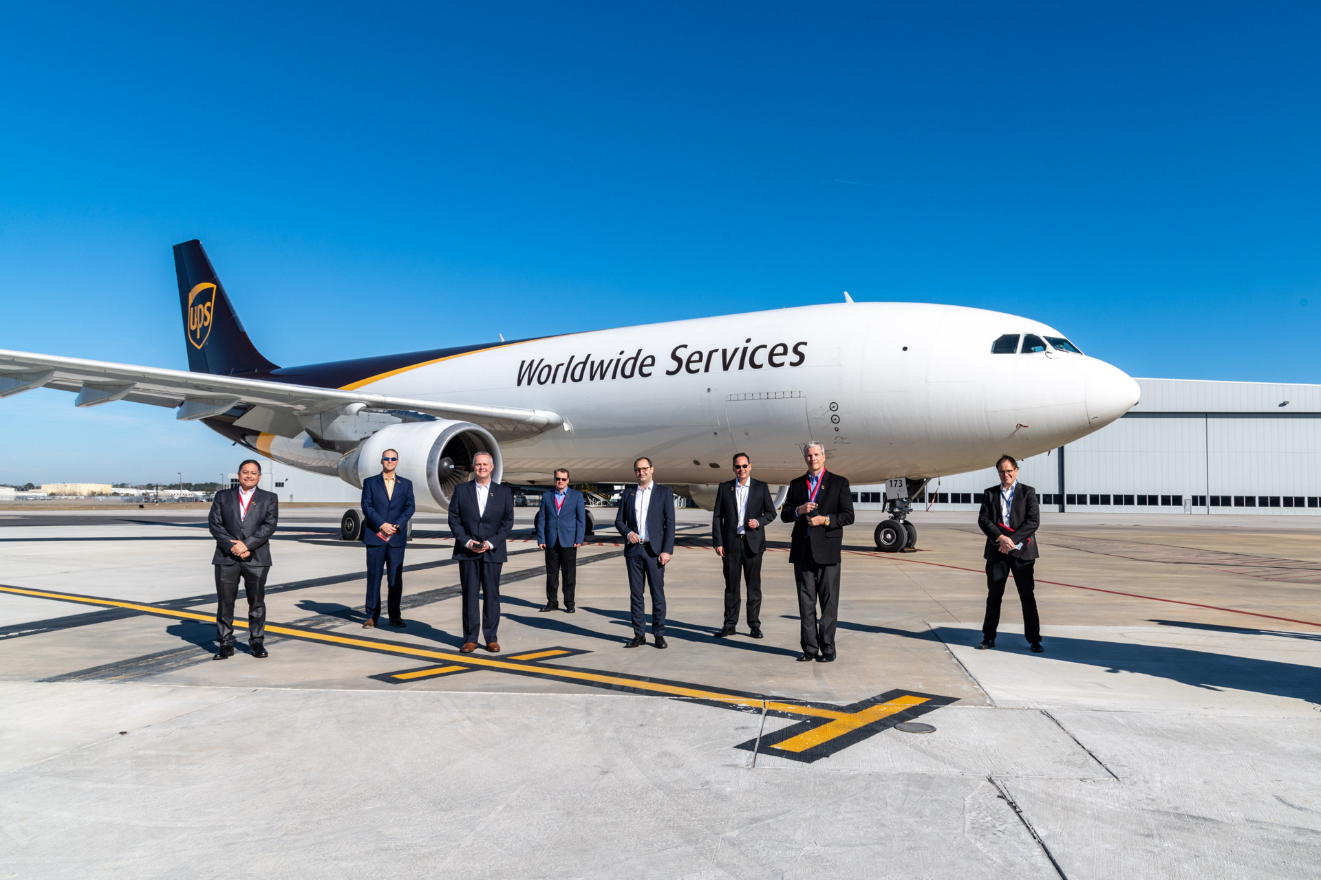 AIRBUS UPS A300 Cockpit Upgrade