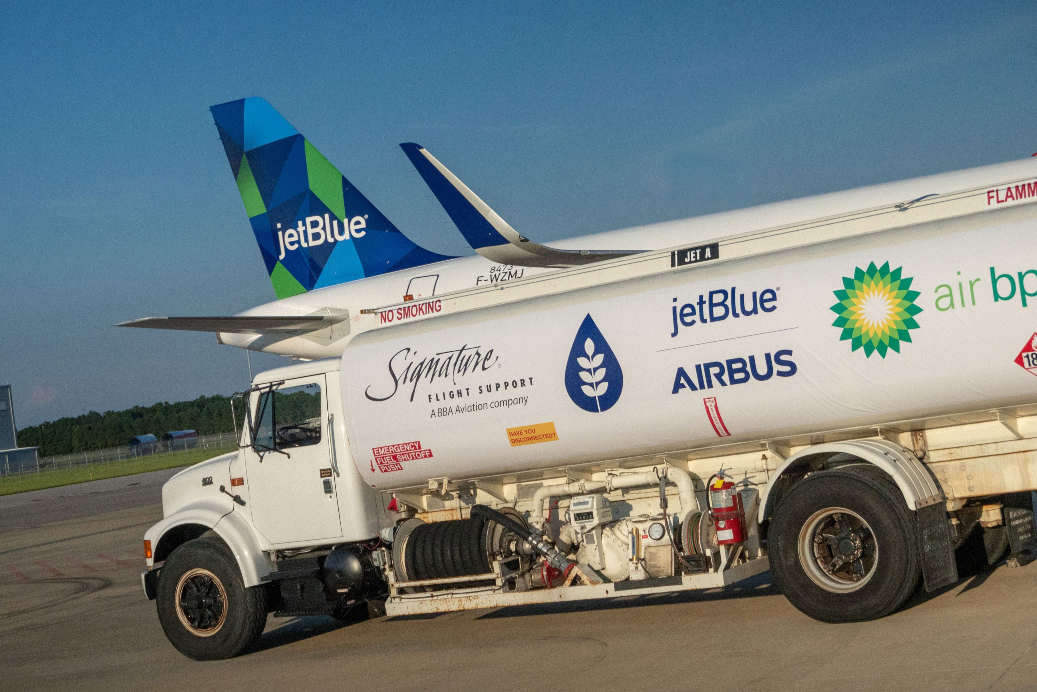 Resultado de imagen para Airbus delivers A321 sustainable fuel