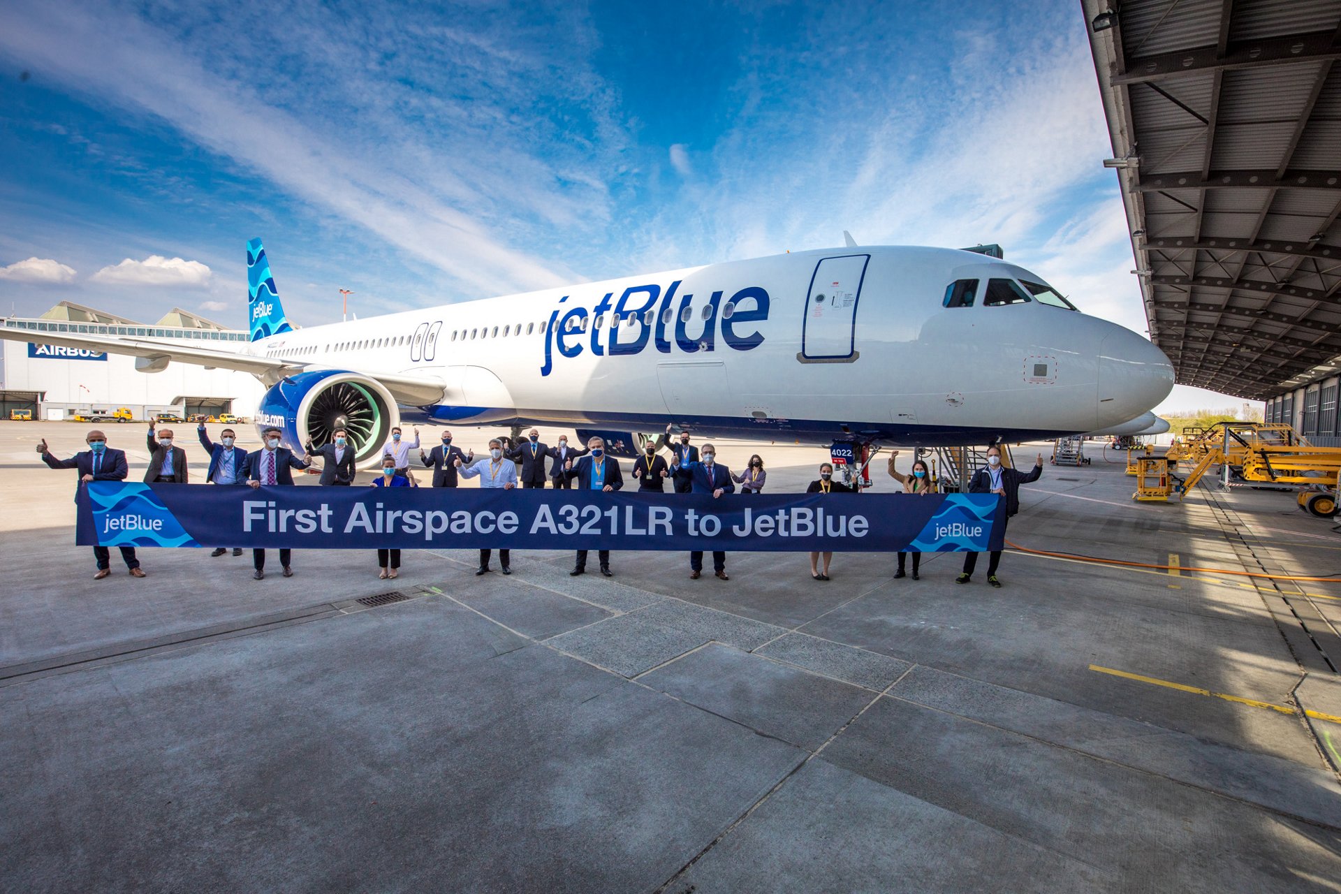Jetblue Takes Delivery Of A321lr With The First Airspace Interior Commercial Aircraft Airbus