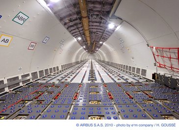 A330-200F cargo deck 1