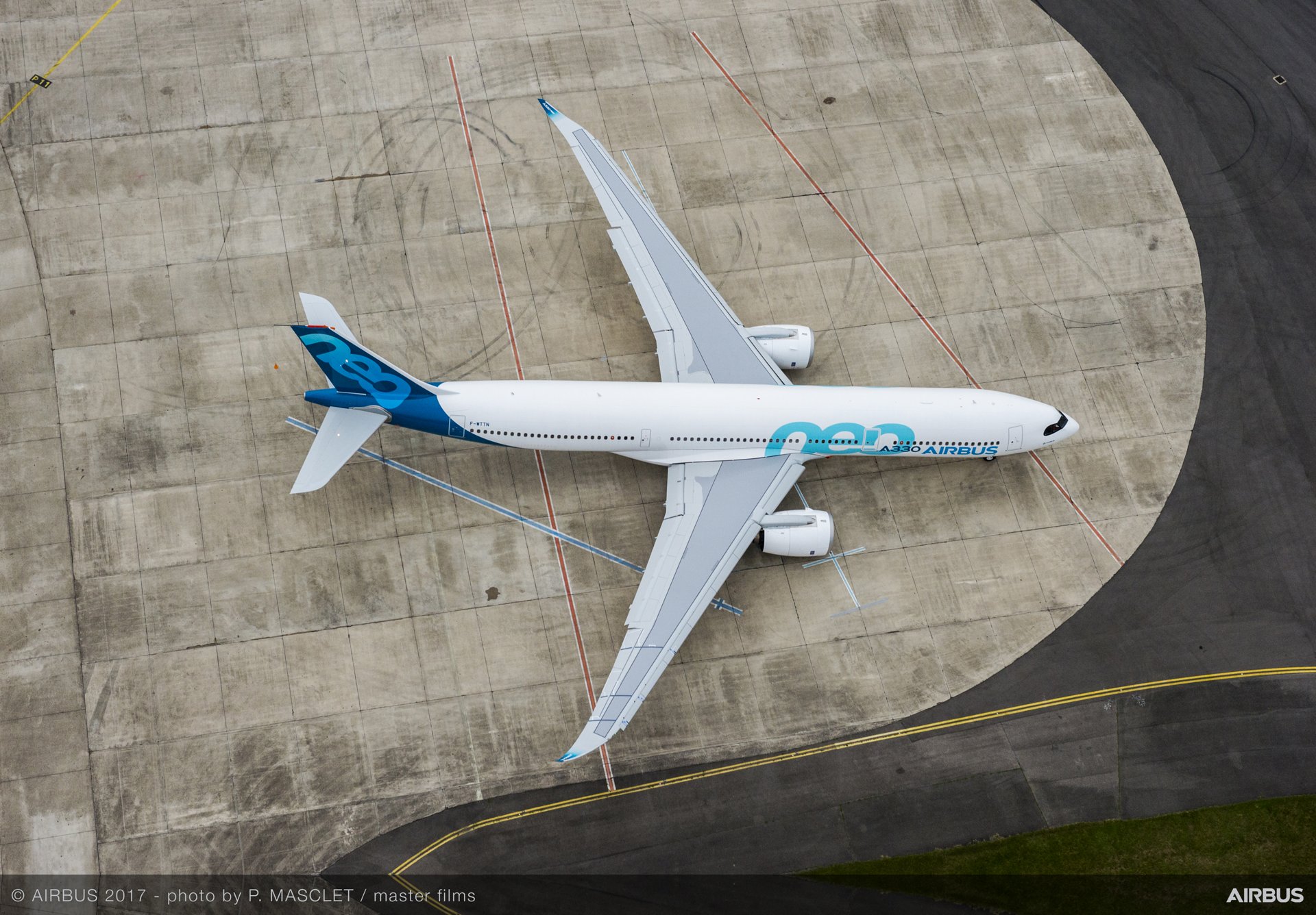 Performing the maiden flight of Airbus’ A330neo was an A330-900 variant, which will be joined by two other dedicated flight-test aircraft to perform all flight testing in under one year for both the A330-900 and A330-800 versions