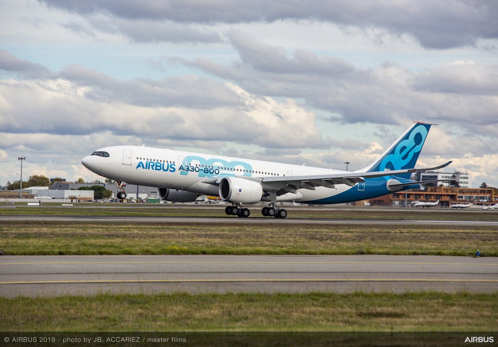 A330 800 First Flight Landing