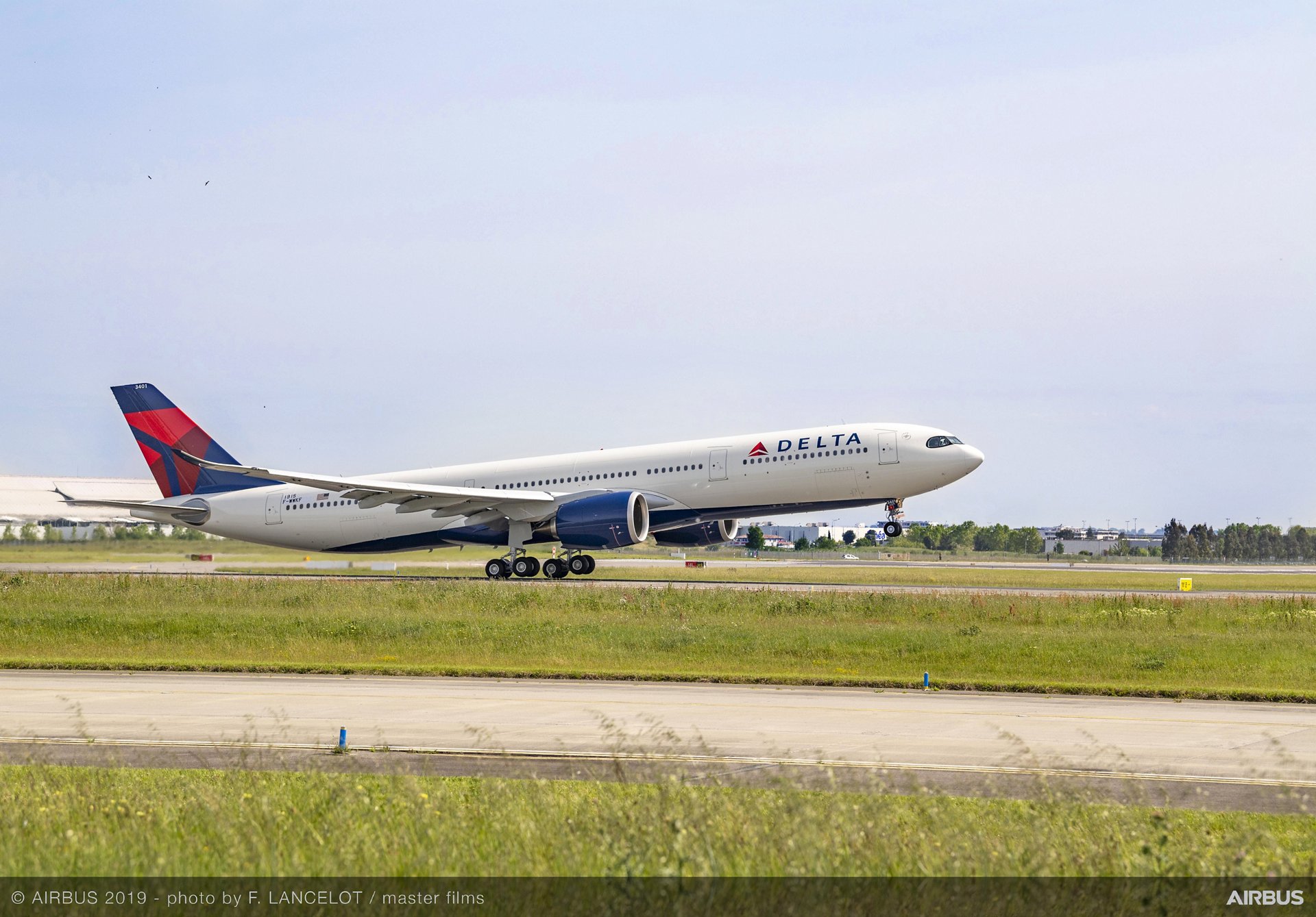 Airbus Liefert Erste Hocheffiziente A330neo An Delta Air