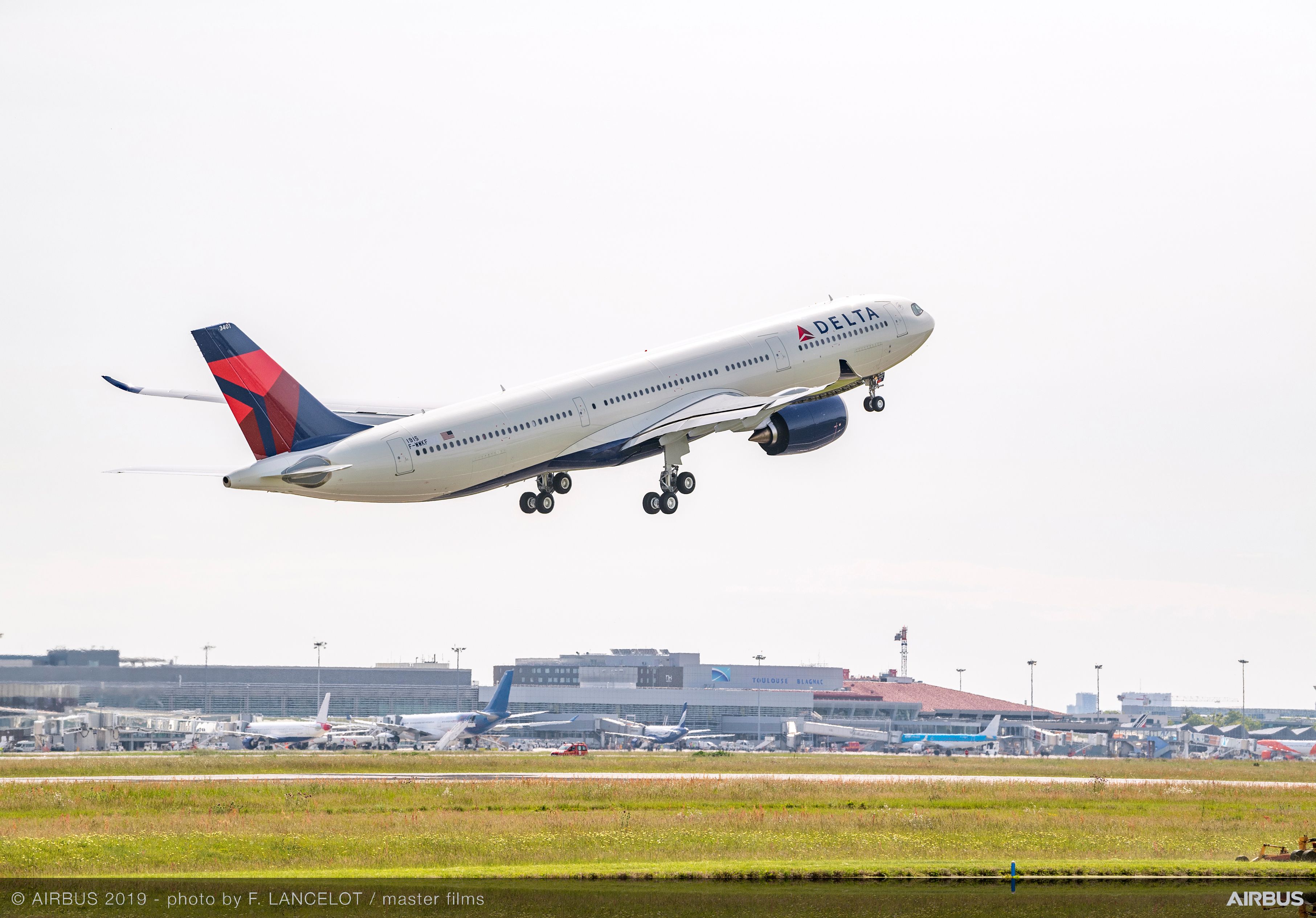 Airbus Liefert Erste Hocheffiziente A330neo An Delta Air