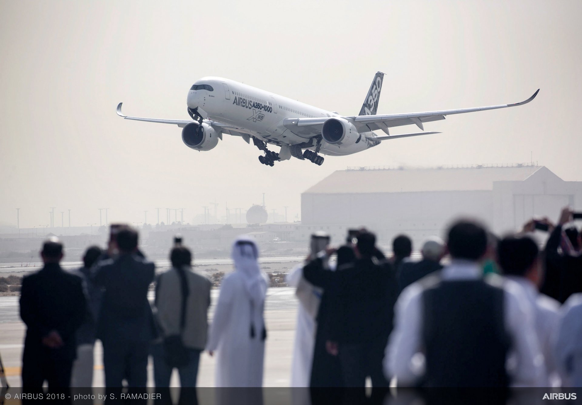 airbus growing a350 xwb family makes its mark