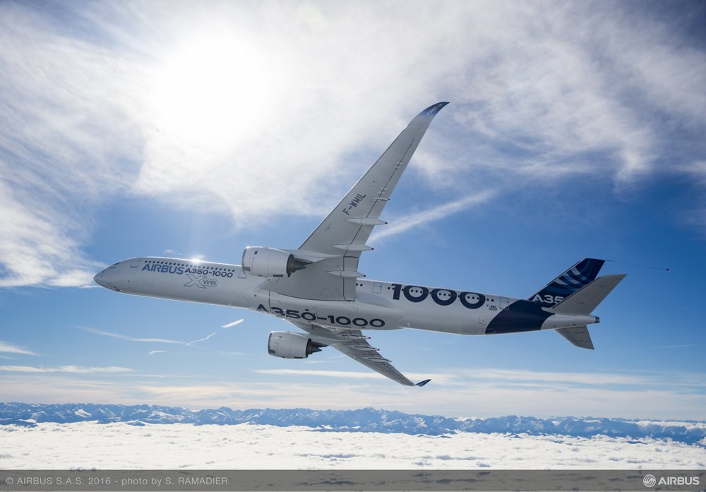 A350-1000 First Flight â air to air