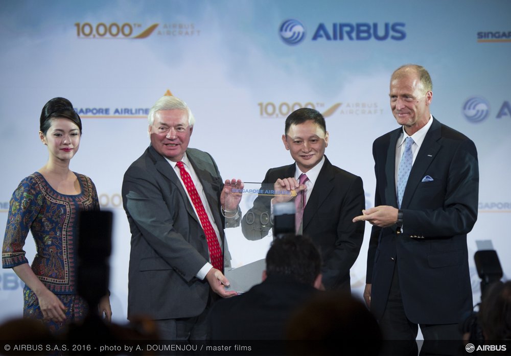 乐动体育app靠谱吗2016年，空中客车公司在法国图卢兹举行了历史性的第10000架商用飞机乐动体育西甲赞助品牌交付仪式，该公司的高管、空中客车集团母公司和新加坡航空公司都出席了仪式。新加坡航空公司收到了这架具有里程碑意义的飞机:A350-900。