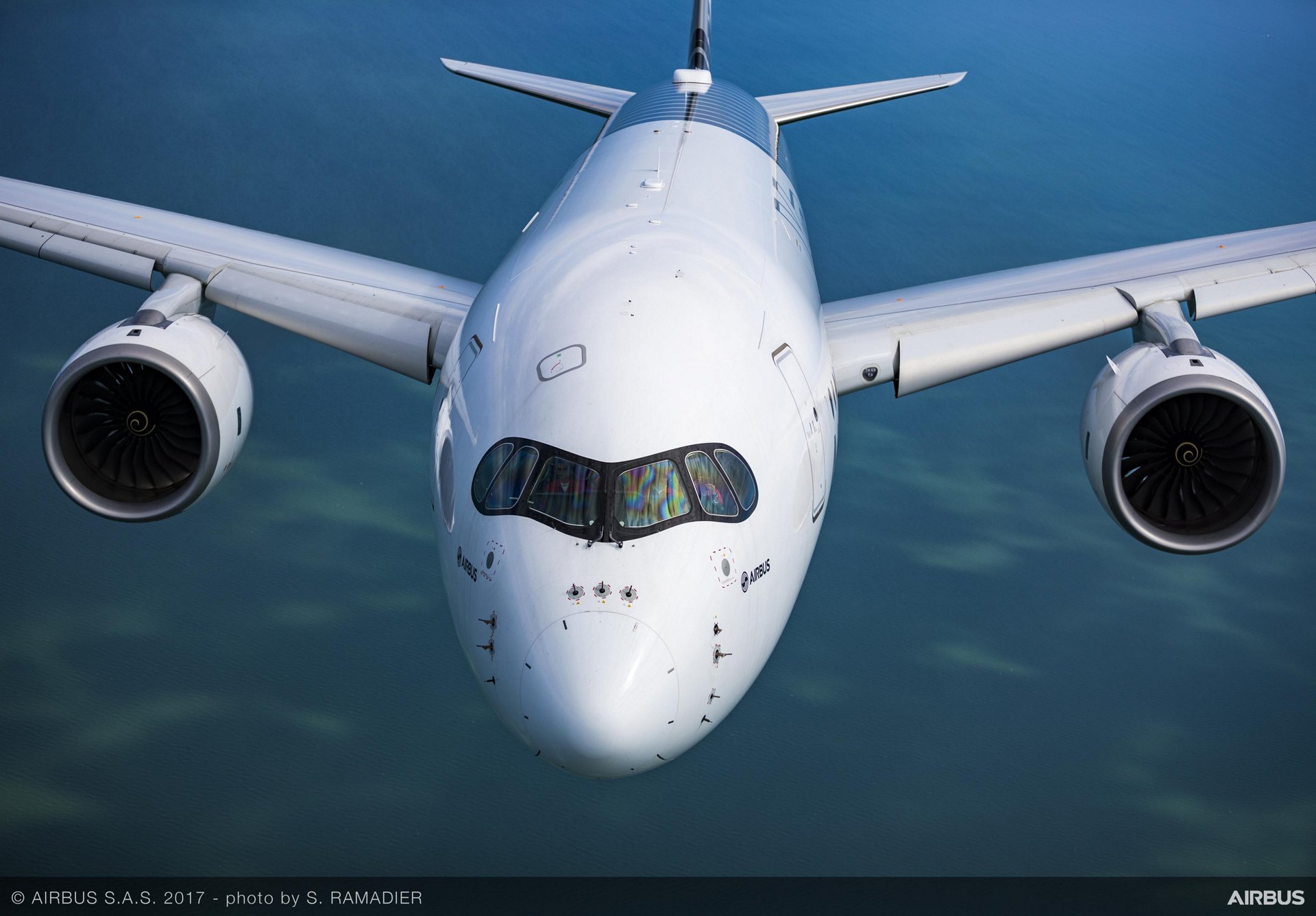 Undisclosed Customer Signs Eight A350 900s Commercial