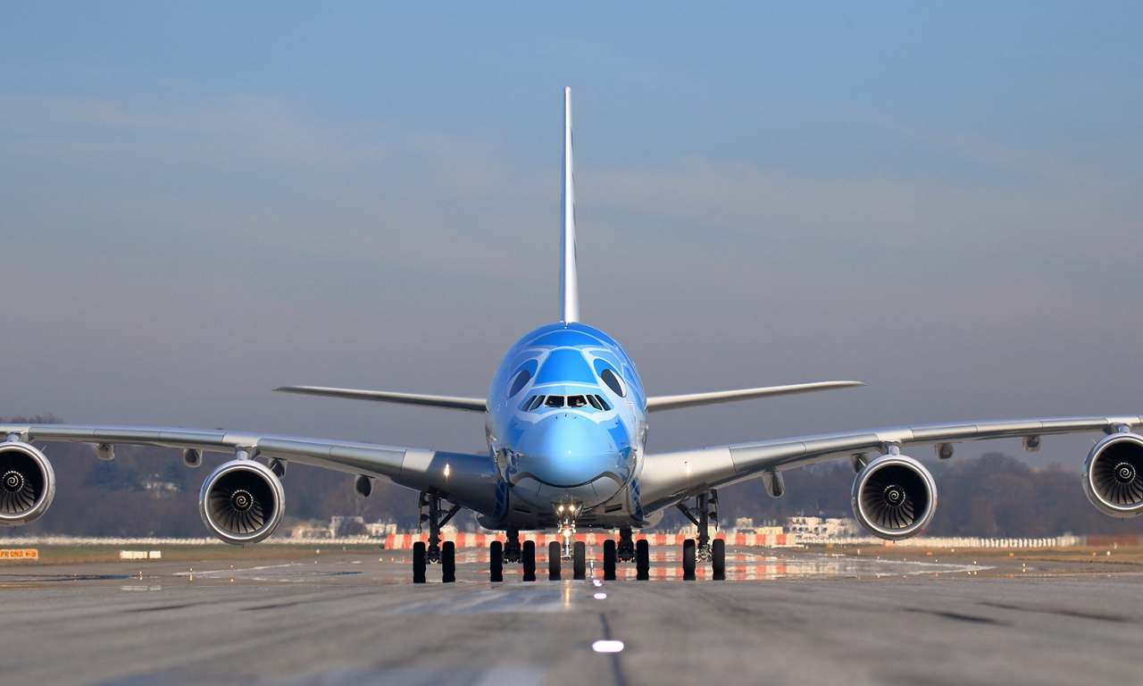As the world’s largest and most spacious passenger aircraft, the A380 will be operated on ANA’s popular Japan-to-Hawaii route
