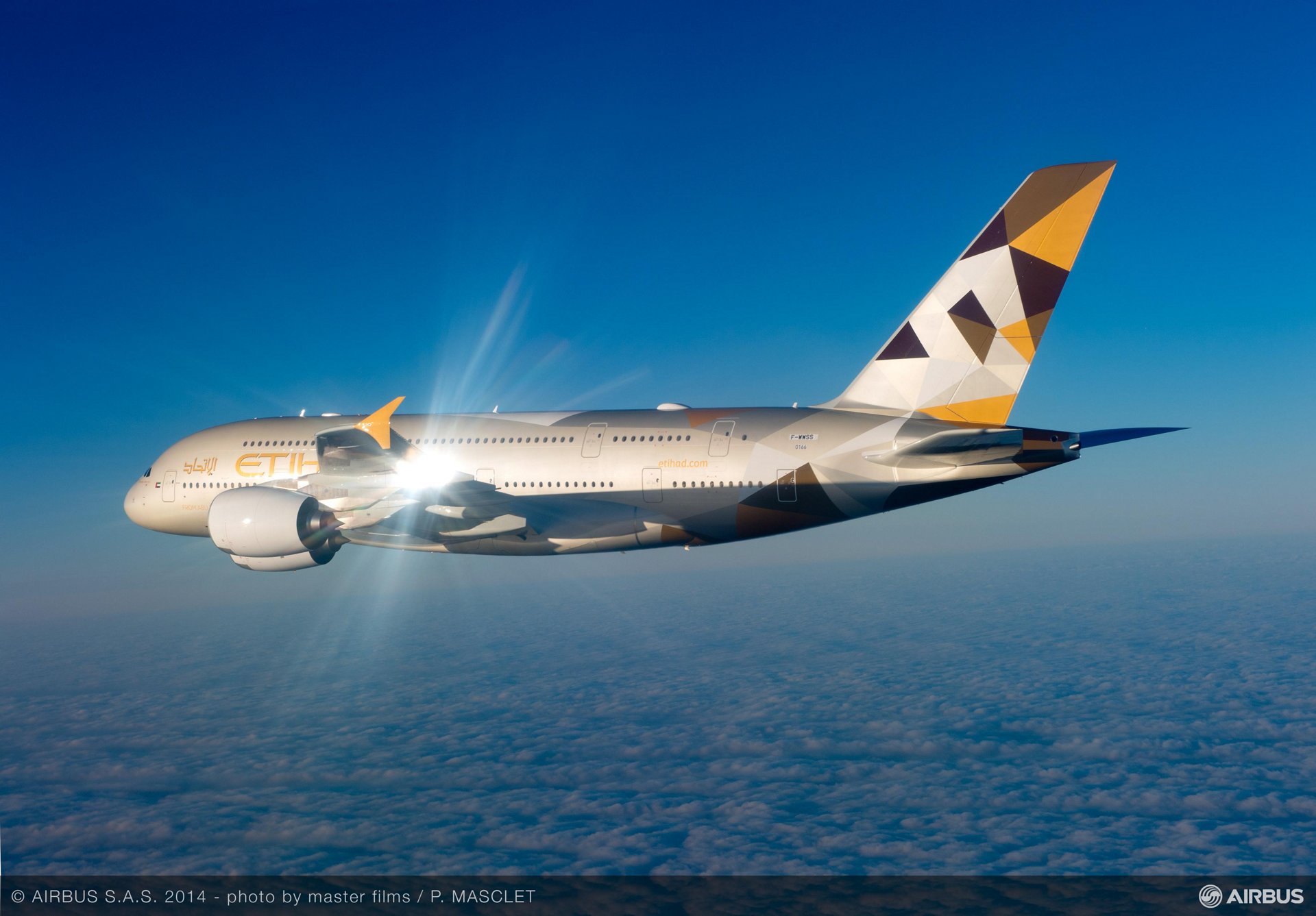 Etihad Airways Erhalt Ersten Airbus A380 Commercial