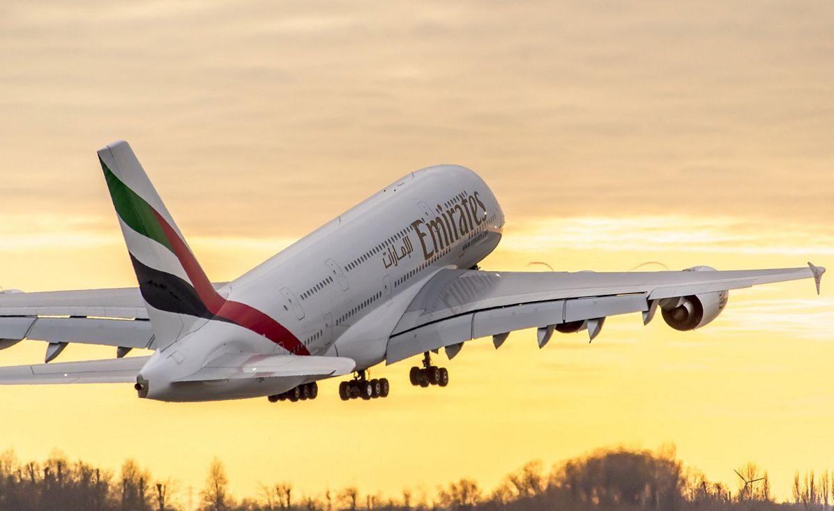 PHOTO Emirates A380 Taking Off Sunset