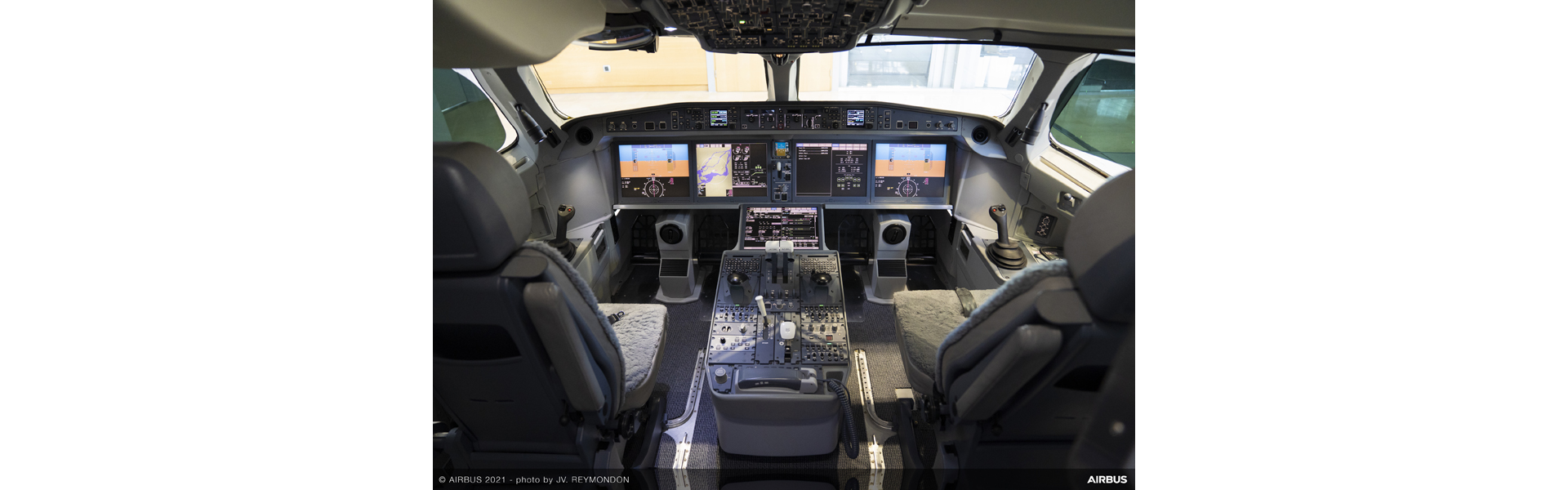 A220 Mock Up Centre 013
